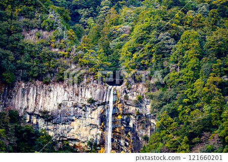 View of Nachi Taisha Shrine, Wakayama Prefecture (December 2024) 121660201