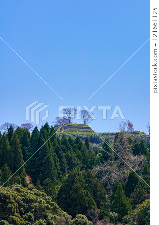 <島根縣>月山富田城遺址及藍天 121661125