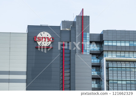 Taiwan Semiconductor Manufacturing Company (TSMC) plant in Hsinchu Science Park, Taiwan, TSMC is the world's largest dedicated independent semiconductor foundry. Taiwan Semiconductor Manufacturing Company (TSMC) plant in Hsinchu Science Park, Taiwan, TSMC is the world's largest dedicated independent semiconductor foundry. 121662329