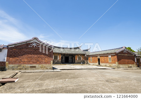 Building view of the Lee Teng-fan's Ancient Residence in Daxi of Taoyuan, Taiwan. 121664000