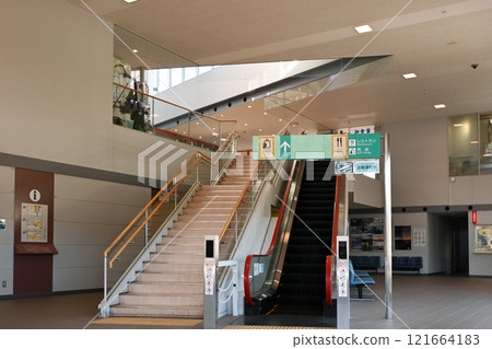 伊豆大島機場航廈大廳 121664183