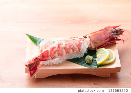[Large Shrimp] Sea Tiger Sushi (1 piece) The firm texture and flavor of natural shrimp, and its rich umami are its specialties. 121665230