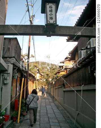 京都市的石塾小路 121666070