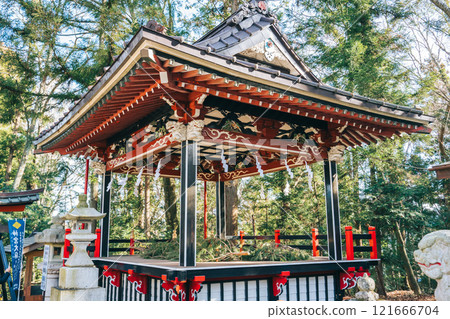 Shinya Sansu Shrine 121666704