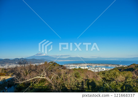從日本平欣賞富士山冬季的壯麗景色 121668337