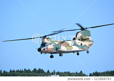 日本航空自衛隊CH-47J進行示範飛行 日本航空自衛隊CH-47J進行示範飛行 121668743