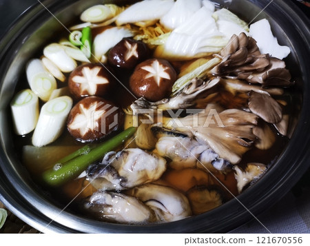 Men's Oyster Hotpot 121670556