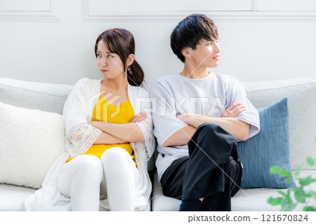 A terrible couple A terrible couple 121670824
