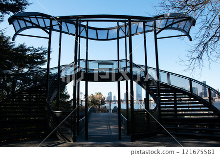 Metal structure on the bank of the Hudson river 121675581