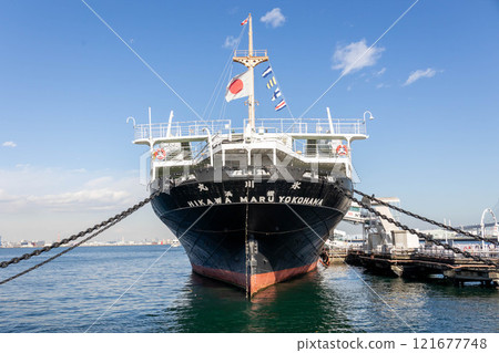 冰河丸停泊在橫濱市山下公園 121677748