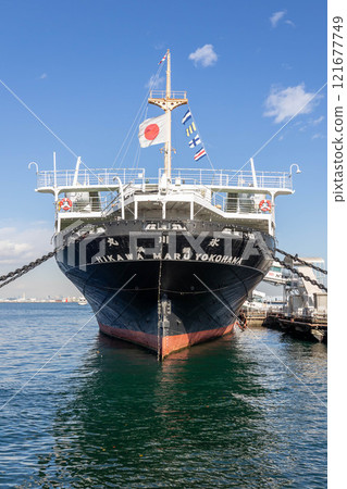 冰河丸停泊在橫濱市山下公園 121677749