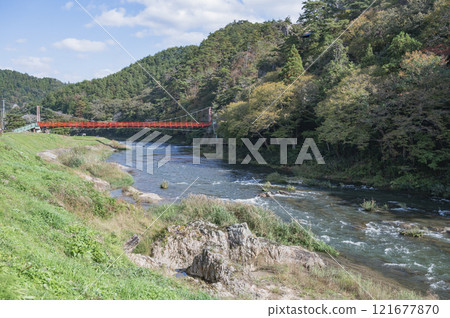 Fukushima Ayu Suspension Bridge and Kuji River (Yatsuri Town) Fukushima Ayu Suspension Bridge and Kuji River (Yatsuri Town) 121677870