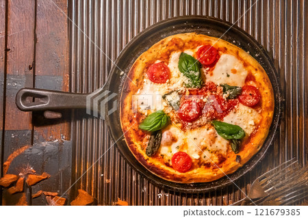 Mix pizza Italian delicious food mixture pizza 121679385