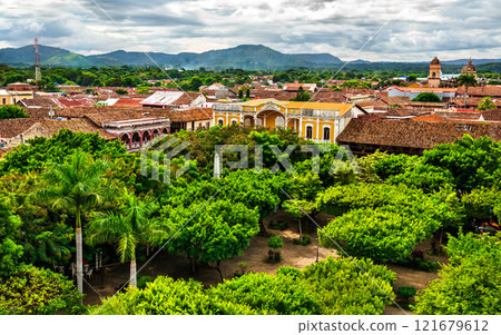 Parque Central, the central square of Granada in Nicaragua, Central America 121679612