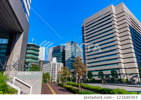 Tokyo, Chiyoda Ward, Kasumigaseki cityscape (Patent Office General Building) 121680363