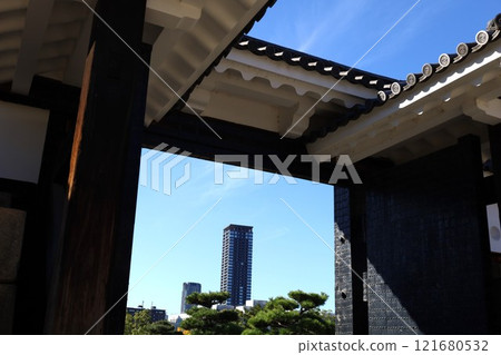 Fine Tower Otemae, high-rise apartments, Osaka tower apartments, autumn leaves, Osaka Castle Park, Osaka Castle walk, Osaka Castle in autumn Fine Tower Otemae, high-rise apartments, Osaka tower apartments, autumn leaves, Osaka Castle Park, Osaka Castle walk, Osaka Castle in autumn 121680532