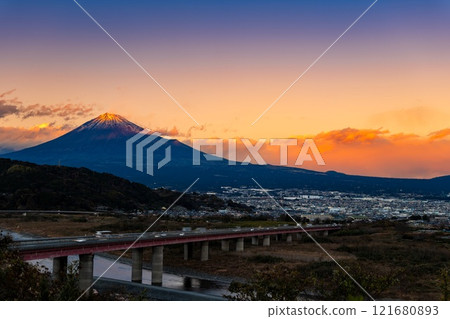 Tomei Expressway E1, Fuji River and Mount Fuji in Fuji City, Shizuoka Prefecture Tomei Expressway E1, Fuji River and Mount Fuji in Fuji City, Shizuoka Prefecture 121680893