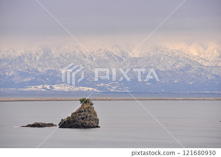 Amaharashi Coast, Takaoka City, Toyama Prefecture, Himi Line Amaharashi Coast, Takaoka City, Toyama Prefecture, Himi Line 121680930