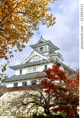 長濱城、秋葉（滋賀縣長濱市） 121681411