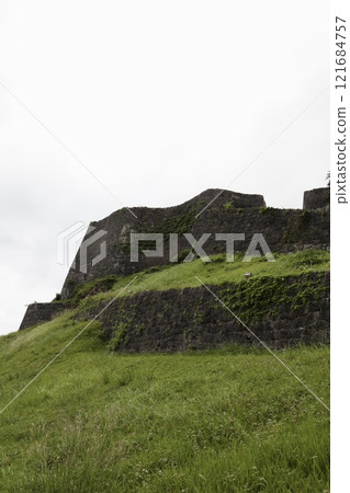 陰天的沖繩勝連城遺址 Okinawa Travel 陰天的沖繩勝連城遺址 Okinawa Travel 121684757