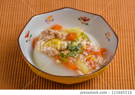 Mochi with minced meat and vegetables 121685518