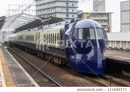 南開快速 121686571