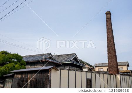 Old and beautiful buildings in Yahama, Tamano city, Okayama prefecture, Japan Old and beautiful buildings in Yahama, Tamano city, Okayama prefecture, Japan 121689918