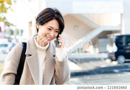 淺談智能手機的女人 121691660