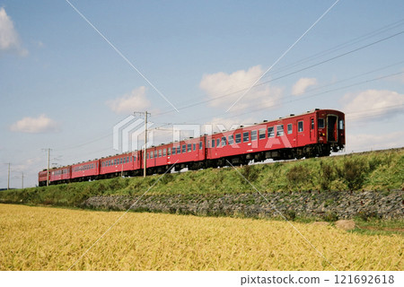 1983: Red 50 train running near Shimoda Station on the Tohoku Main Line 1983: Red 50 train running near Shimoda Station on the Tohoku Main Line 121692618