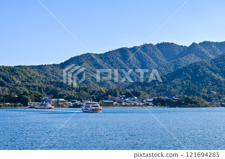 Hiroshima Aki Miyajima 121694285