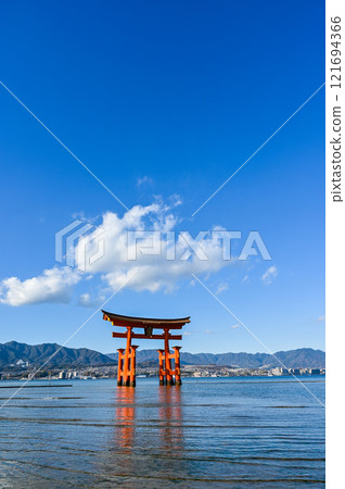 Hiroshima Aki Miyajima 121694366