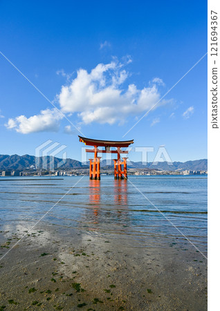 Hiroshima Aki Miyajima 121694367