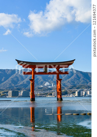 Hiroshima Aki Miyajima 121694377