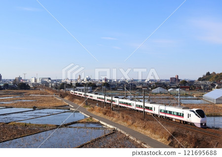 常磐線運行的特快列車：E657系列「常磐號」和「日立號」3 121695688