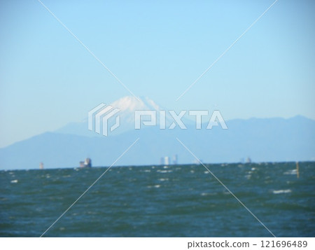 Mount Fuji across the Inagehama Sea 121696489
