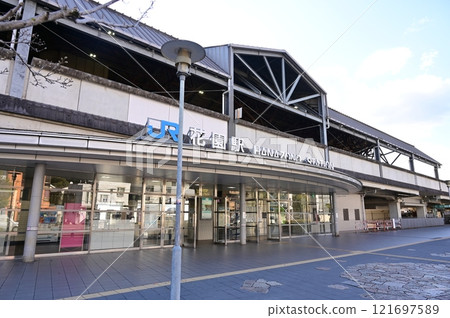 Hanazono Station (Sanyo Main Line) station building 121697589