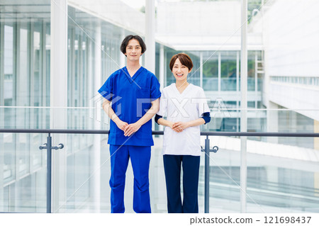 Young medical workers working in hospital Young medical workers working in hospital 121698437