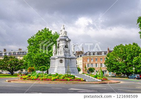 Amiens old town historical centre, Hauts-de-France Region, France 121698509