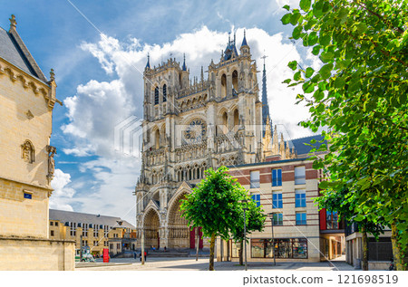 Amiens old town historical centre, Hauts-de-France Region, France 121698519