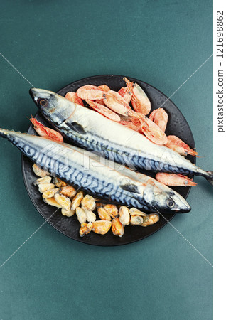 Fresh frozen mackerel. 121698862