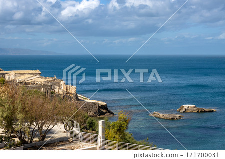 Landscape with sea, Portopalo, Sicily, Italy Landscape with sea, Portopalo, Sicily, Italy 121700031