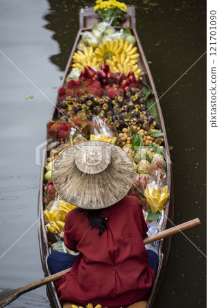 THAILAND RATCHABURI DAMNOEN SATUAK FLOATING MARKET 121701090