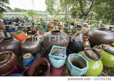 THAILAND RATCHABURI POTTERY CERAMICS SHOP 121701192
