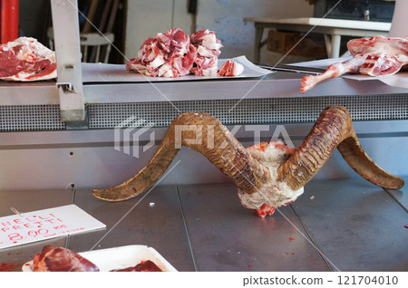 Twisted markhor horn found in a market Twisted markhor horn found in a market 121704010