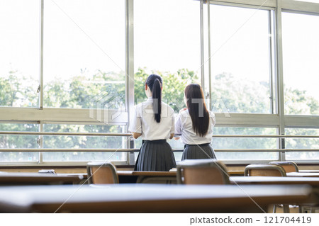 女高中生教室背影 女高中生教室背影 121704419