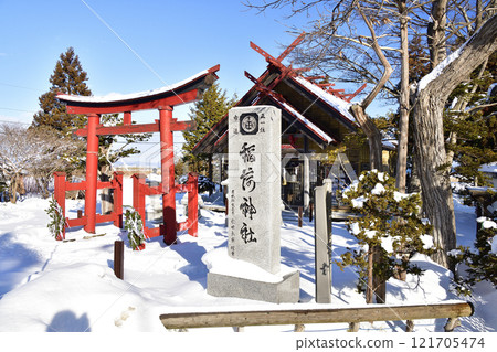 拍攝北海道八雲町由依稻荷神社境內的冬季風景 121705474
