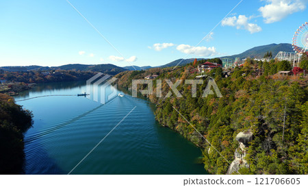 Autumn Ena Gorge Pleasure Boat Autumn Ena Gorge Pleasure Boat 121706605