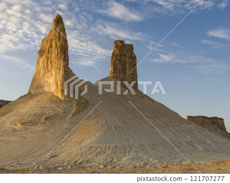 Bozjyra, Kazakhstan, Mangistau, rock formations illuminated by the setting sun 121707277