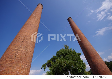 田川市煤炭紀念公園 舊田川三井礦業事務所 I1、2 號煙囪 121707608