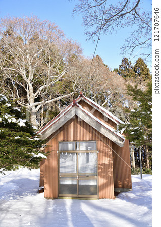 拍攝北海道八雲町濱松神社境內的冬季風景 拍攝北海道八雲町濱松神社境內的冬季風景 121707646